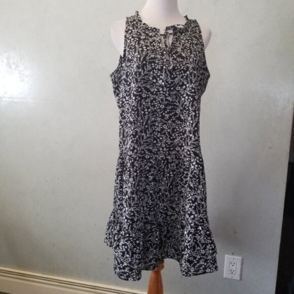 Sanctuary Floral sleeveless V-neck dress size S (309) - Picture 4 of 9
